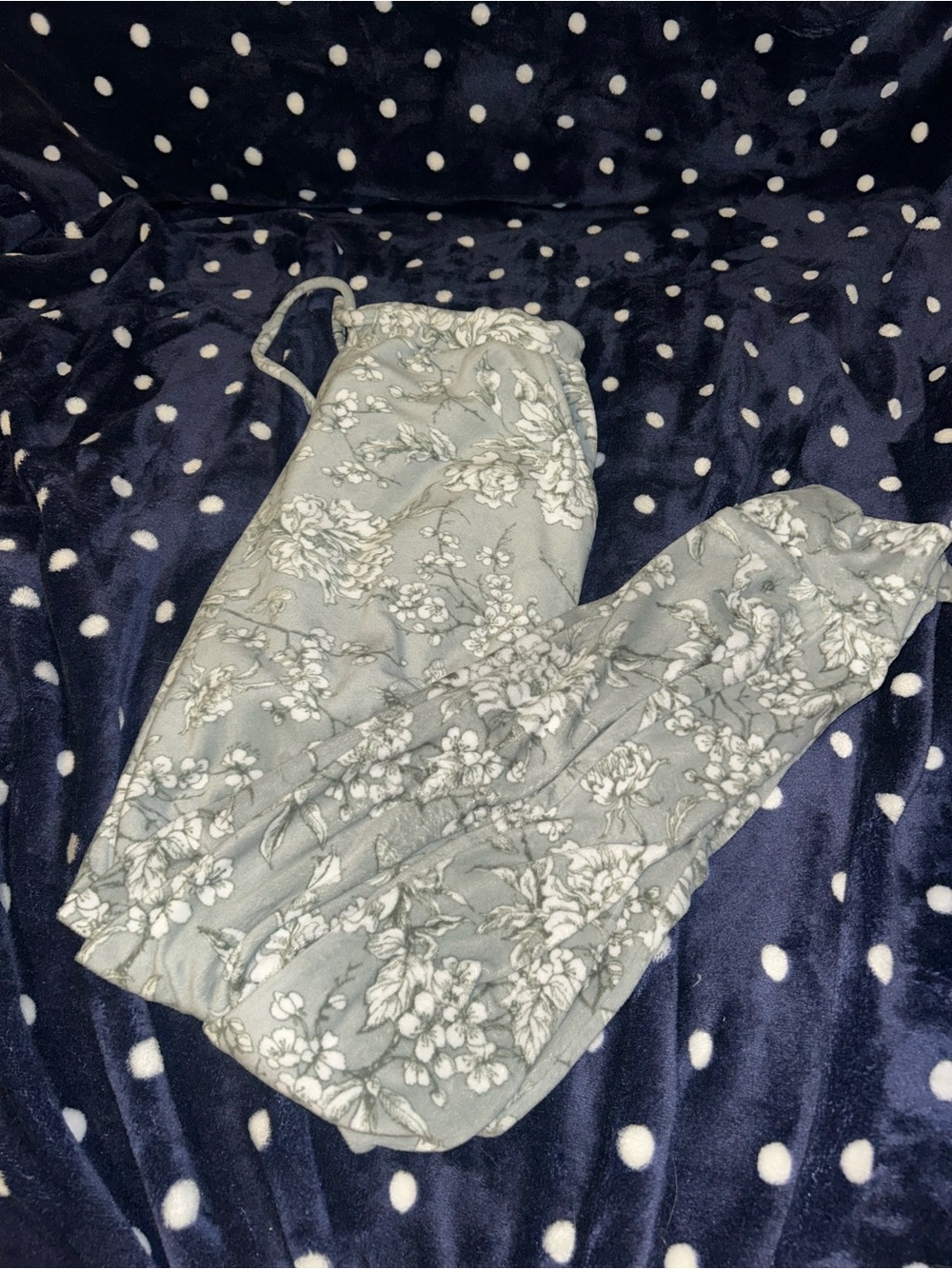 Max Studio Light Gray Floral Sleepwear Bottoms